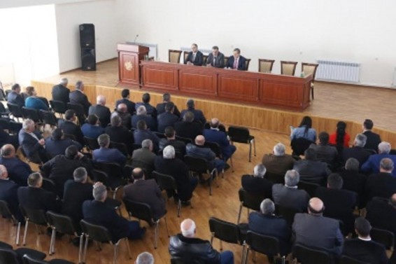 Ծովագյուղում արտադրված հնդկաձավարը շուտով կհայտնվի տեղական շուկայում. նախարարը այցելել է Գեղարքունիքի մարզ