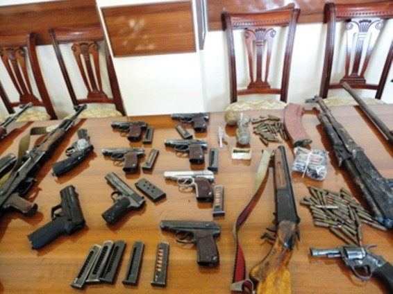 Զենք-զինամթերք՝ ոստիկանության ծառայողների և ոստիկանության վետերանների բացատրական աշխատանքների շնորհիվ