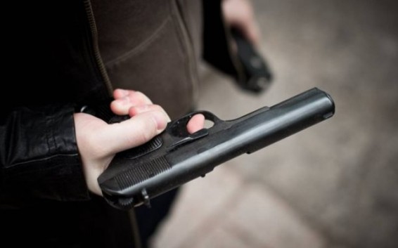 Անհայտ անձը 6 պատանդ է վերցրել Մոսկվայի բանկերից մեկում