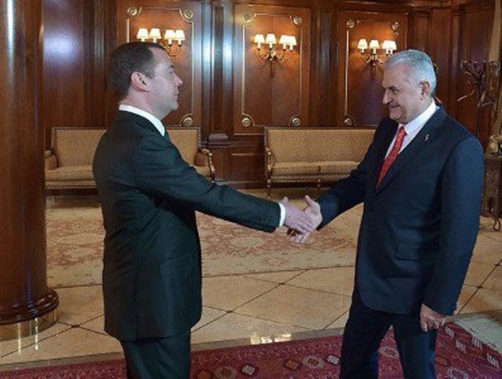 Ռուսաստանի ու Թուրքիայի վարչապետները քննարկել են առեւտրատնտեսական հարաբերությունները