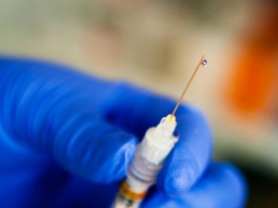 Հորը բենզին ներարկելու համար դուստրը դատապարտվել է 1 տարվա ազատազրկման