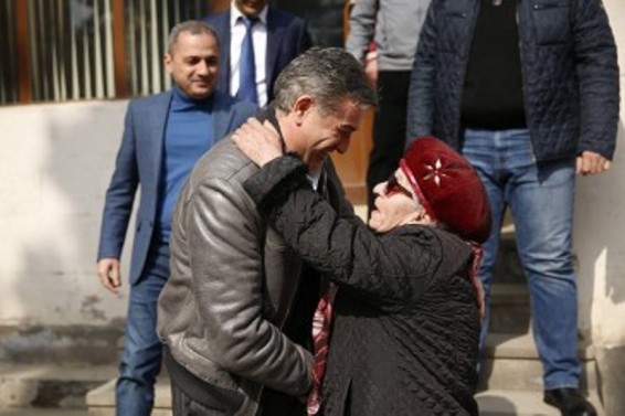 Ինչ հայտարարելու ենք՝ կյանքի ենք կոչելու. Կարեն Կարապետյանը շարունակել է նախընտրական հանդիպումները Սյունիքի մարզում