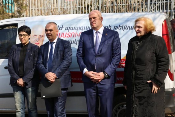 Photo. Ասատուր Սահակյանը հանդիպել է ընտրողների հետ