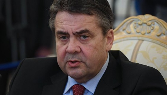 Габриэль попросил Чавушоглу воздержаться от посещения Нидерландов
