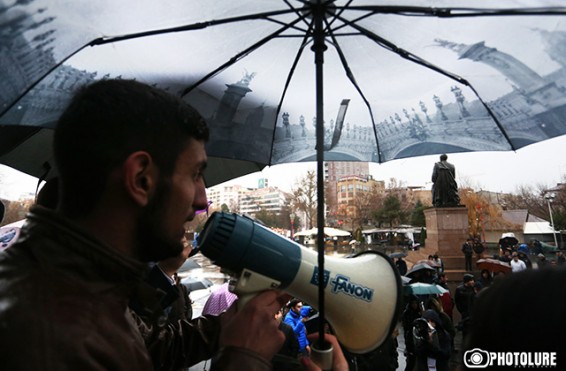 Վարչապետի խորհրդականն ընդունեց երթի մասնակիցների դիմումը. վաղը կպատասխանեն