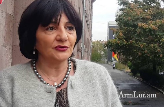 Թքելը վիրավորական արտահայտություն չի պարունակում. Ոստիկանության հայցն անհիմն է