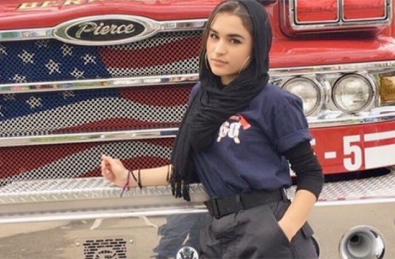 Հիջաբ կրող մուսուլմանուհի հրշեջը հիացրել է Համացանցի օգտատերերին