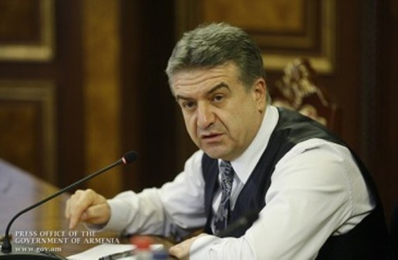 «Ես չգիտեմ` էդ մարդը ով է, մի հատ գնահատում եք` ինքը էդ բեռը քաշո՞ւմ է, թե՞ չէ». Կարեն Կարապետյան