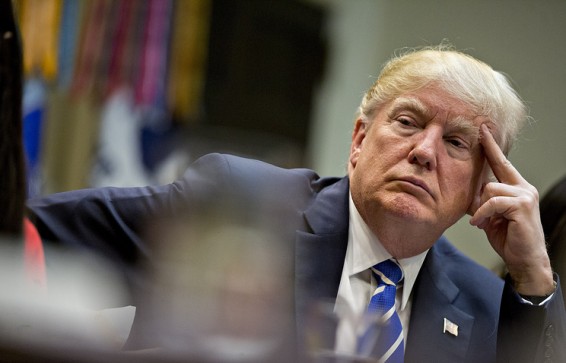 Трамп предложил расследовать связи Билла и Хиллари Клинтон с Россией