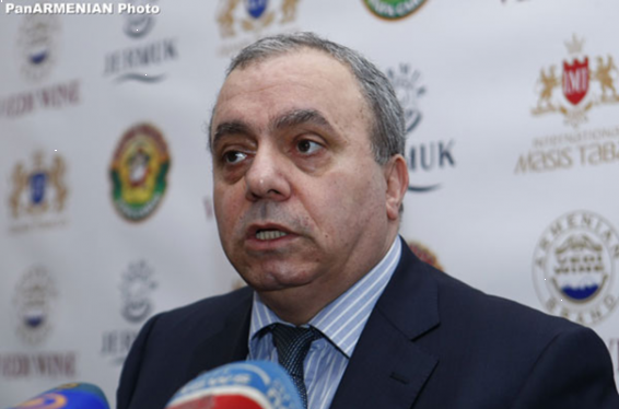 «Նայե՛ք, կեղտից չհելնեք, կեղտաջրի մեջ ընկնեք, մի պահ մտածեք՝ սրան էսքան փող որտեղի՞ց, որ ուզումա ինձ կաշառի». Հրանտ Բագրատյան