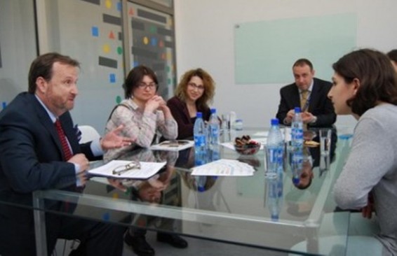 ԱՄՆ դեսպանը հանդիպել է ՏՏ ոլորտի կին ներկայացուցիչների հետ