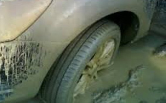 Ցեխակույտում արգելափակվել էին 14 ավտոմեքենա