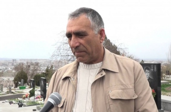 ԵԿՄ անդամները «Եռաբլուրում» հարգանքի տուրք մատուցեցին քառօրյա պատերազմի զոհերի հիշատակին