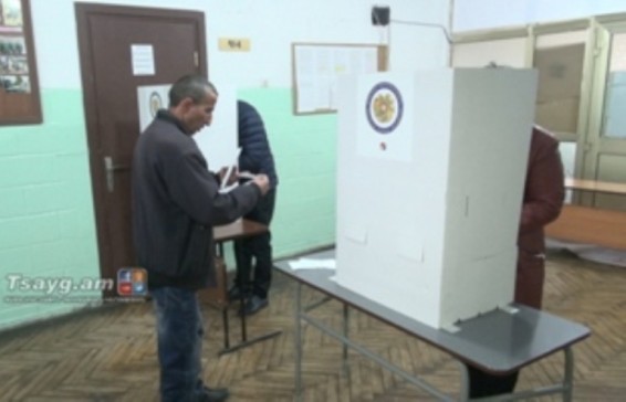 Քաղաքացուն վնասված ծրա՞ր են հանձնել