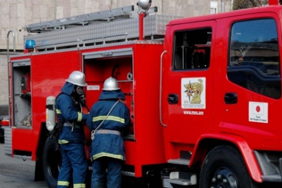 Աբովյան փողոցի խանութ-սրահի տանիքում հրդեհ է բռնկվել