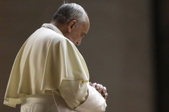 Հռոմի պապը կոչ է արել աղոթել հումանիտար գագաթնաժողովի մասնակիցների համար