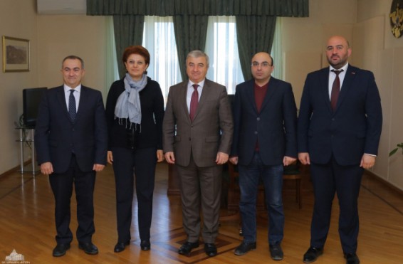 Աշոտ Ղուլյանն ընդունել է ՀՀ ԱԺ պատգամավորներին