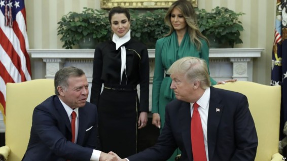 Трамп принимает в Белом доме короля Иордании