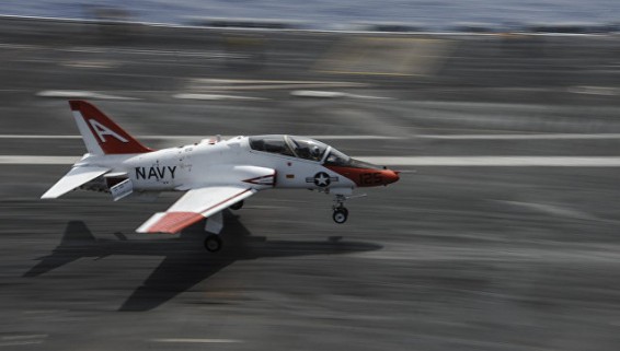 ВМС США приостановили учебные полеты на T-45 Goshawk