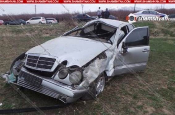 Կոտայքում Mercedes-ը կողաշրջվել է. հոսպիտալացվել է վարորդը, ով ՊՆ փոխգնդապետ է