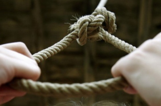 Արարատի մարզի Նոր Կյուրին գյուղում 35-ամյա կնոջը գտել են կախված