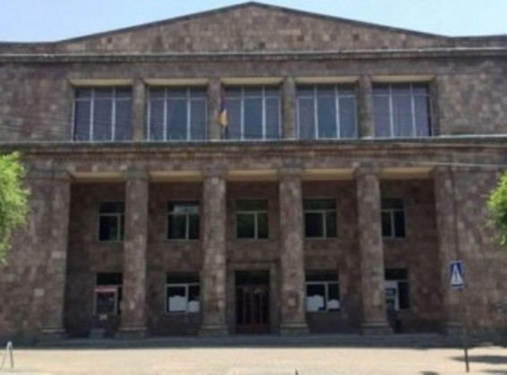 Վահրամ Առաքելյանը հաստատվեց Ֆիզիկական կուլտուրայի և սպորտի պետական ինստիտուտի ռեկտորի պաշտոնում