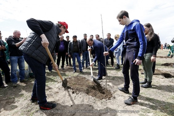 Շնորհակալություն եմ հայտնում բոլոր դեսպաններին ու մեր այն համաքաղաքացիներին, ովքեր սիրով միացել են Երևանում հայտարարված ծառատունկին. Տարոն Մարգարյան