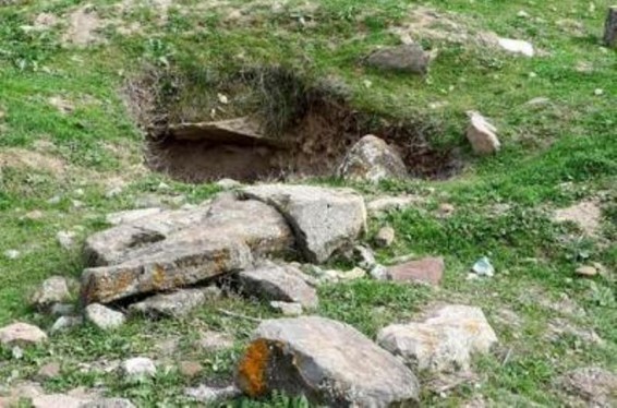 Անկարայի հայկական գերեզմանոցը թալանվում է գանձագողերի կողմից