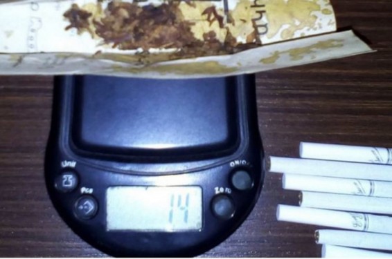 «Արթիկ» ՔԿ հիմնարկի կալանավորի ծխախոտի տուփից հայտնաբերվել է դարչնագույն զանգված պարունակող փաթեթ