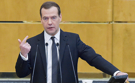 Медведев заявил о нападках на него политических проходимцев