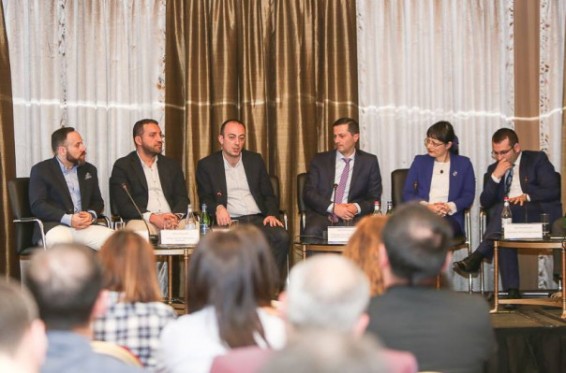 Քանի դեռ ՀՀ տնտեսությունը ստվերում է, էլեկտրոնային առևտրի վճարումների մեծ մասը առցանց չի կատարվի. քննարկում