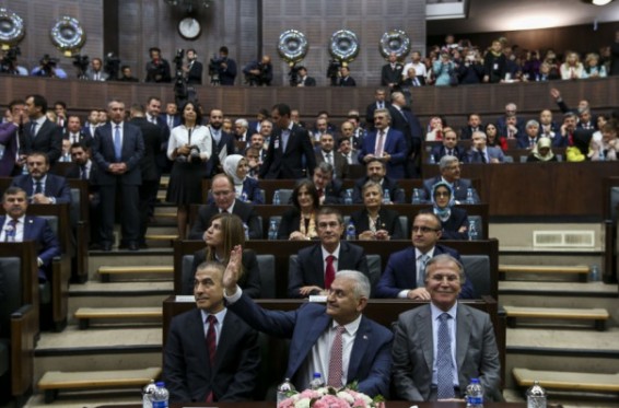 Էրդողանի կուսակցության անդամները խոստովանել են, որ եթե նույն կերպ շարունակեն, ապա 2019-ի ընտրություններում կպարտվեն