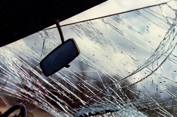 Նար Դոսի փողոցում մեքենաներ են բախվել. «Տոյոտայի» վարորդը տեղում մահացել է. կան վիրավորներ