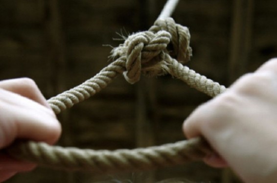 Աբովյանի գերեզմանատանը երիտասարդի դի է հայտնաբերել՝ ծառից կախված