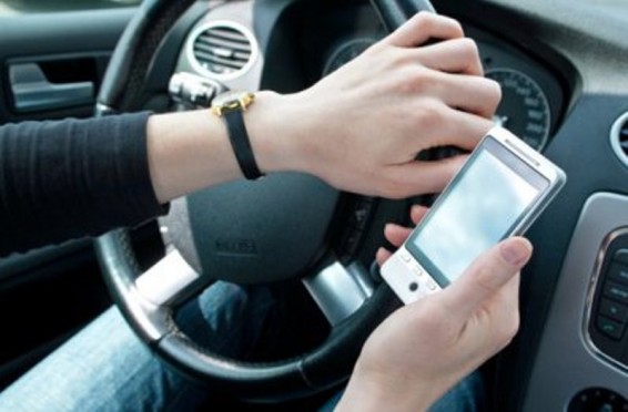 Samsung-ի նոր հավելվածը թույլ չի տա մեքենա վարելիս SMS ուղարկել