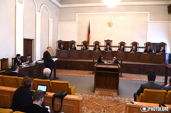 Глава ЦИК Армении обратился к КС с просьбой отклонить иск оппозиции об аннулировании результатов выборов