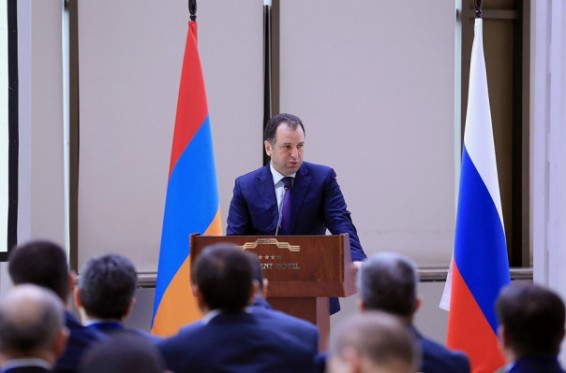 ՀՀ պաշտպանության նախարարը ելույթ է ունեցել Հայ-ռուսական ռազմարդյունաբերական համաժողովին