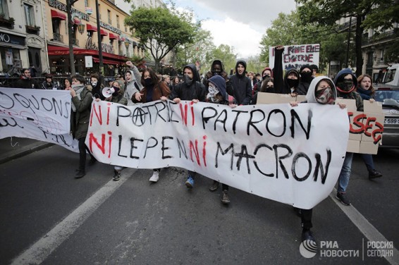 Акция протеста против кандидатов в президенты Франции. Прямая трансляция