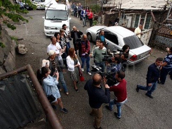 Ես եւս կենթարկվեի բռնության, եթե չպատսպարվեի սարիթաղցու տանը. Փոստանջյանը հիշում է 2016-ի դեպքերը