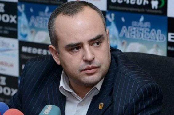 Տարօրինակ է, որ քեզ փորձում է խեղդամահ անել մարտական թեքվանդոյի չեմպիոնը, հետո հայտարարում, որ իրեն են ծեծել. Տիգրան Աթանեսյան