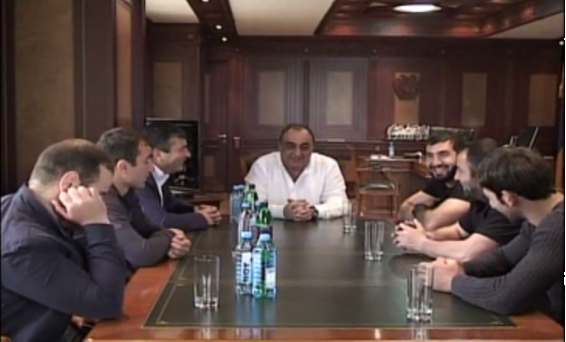 Վարդան Արամյանը «Թավիթյան» հիմնադրամի պատվիրակության հետ քննարկել է համագործակցության հարցեր