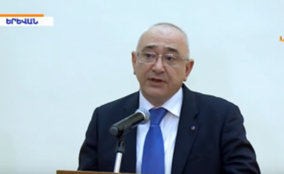 Նորընտիր պատգամավորները ստացել են մանդատները