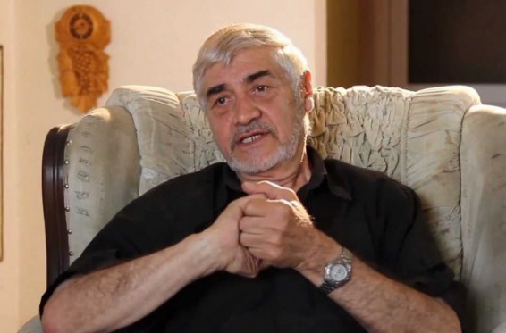 Գալուստ Սահակյանը ծննդյան 80-ամյակի առթիվ շնորհավորել է Գուժ Մանուկյանին