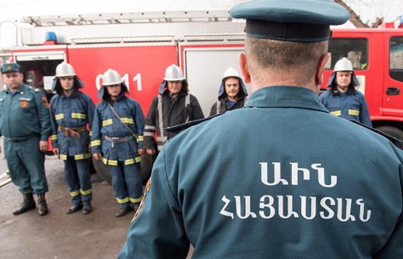 Փրկարարները բացել են փակ դռները