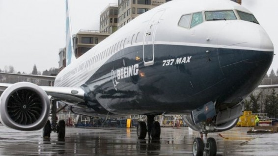 Boeing приостановил испытания нового лайнера 737 MAX