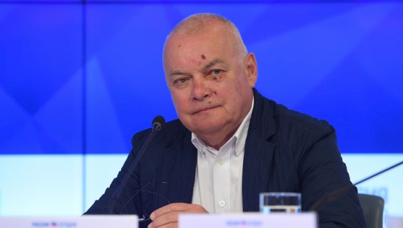 Дмитрий Киселев рассказал, почему у него разбито лицо
