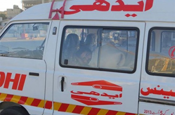 20-­ից ավելի մարդ է զոհվել Պակիստանի Սենատի փոխնախագահի ավտոշարասյան պայթեցման հետևանքով