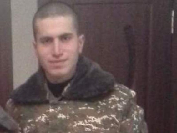 Դիրքերից մեկում մահացած հայտնաբերված Արշակը որեւէ խնդիր չի ունեցել բանակում. հարազատ