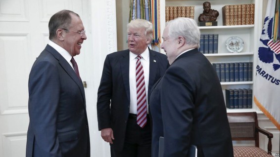 Белый дом отрицает, что Трамп предоставил секретную информацию высокопоставленным российским чиновникам