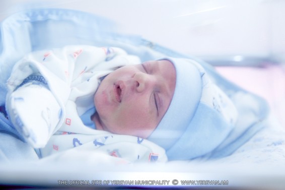 Մայիսի 5-11-ը մայրաքաղաքում ծնվել է 403 երեխա